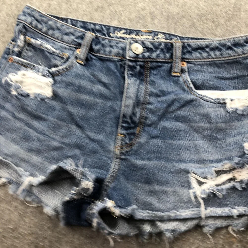 American Eagle Shorts Womens 10 Blue Distressed Denim Cutoff Raw Hem 2.5 Inseam